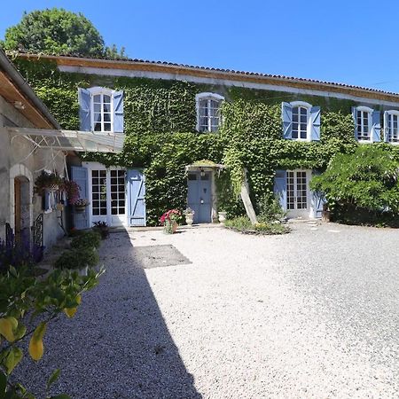 Centre De Bien-Etre Et Ses Chambres D'Hote Villeneuve-de-Riviere Luaran gambar
